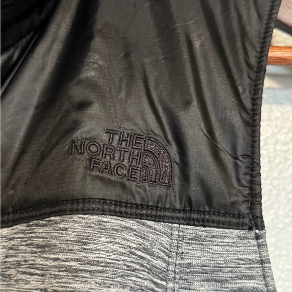 The North Face Women's Gray and Black Vest size M - Picture 3 of 9